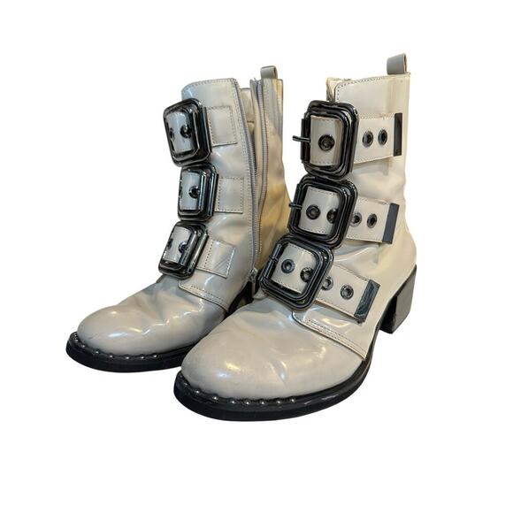 Jeffrey Campbell Light Gray Polished Leather Round Toe Ankle Boots Size 6 - Picture 4 of 13